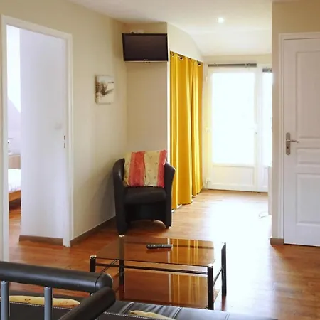Feriehus Cottage, St Martin-de-brehal *