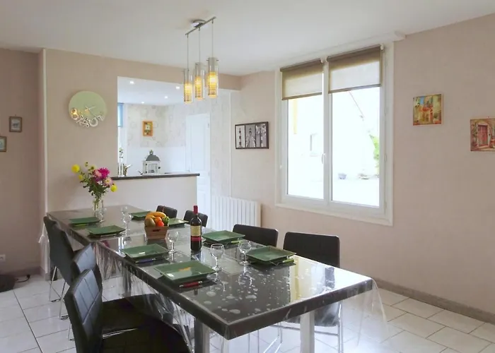 In Near Sandy * Bréhal